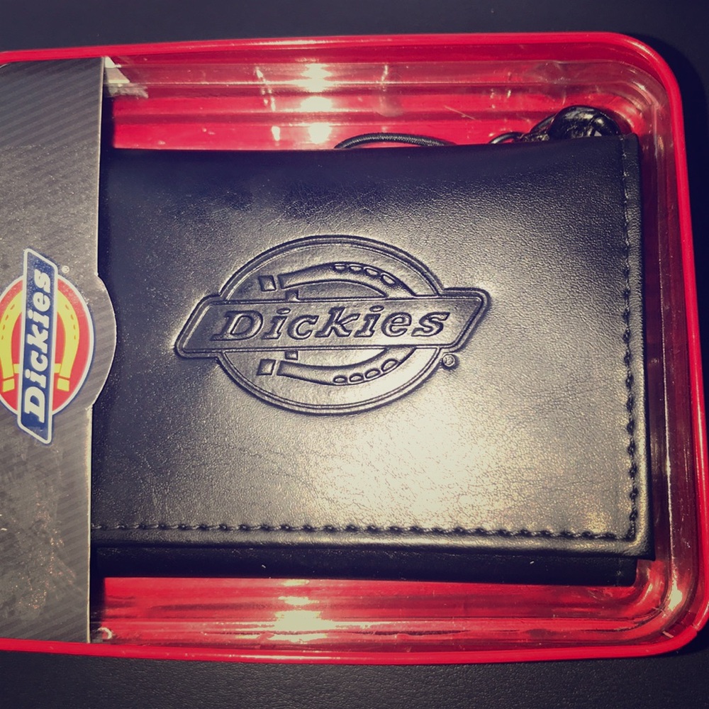NWT Dickies Men’s wallet